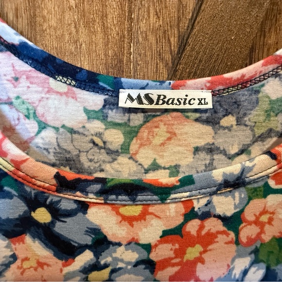 MS Basic Floral Print Top - Size XL - Picture 3 of 12